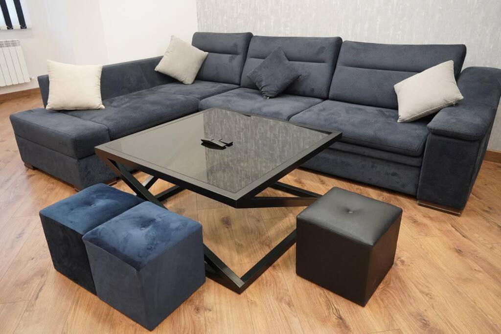 Lovely, Newly Remodeled Apartment In Yerevan! Εξωτερικό φωτογραφία